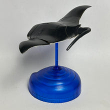 Cargar imagen en el visor de la galería, Manta Ray - Sea Creatures Puzzle Figure
