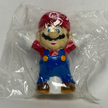Cargar imagen en el visor de la galería, Super Mario 64 - Mario - Soft Vinyl Figure
