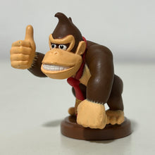 Cargar imagen en el visor de la galería, Super Mario Brothers - Donkey Kong - Trading Figure - Choco Egg (5)
