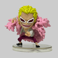 Cargar imagen en el visor de la galería, One Piece - Donquixote Doflamingo - Trading Figure
