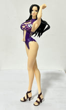 Cargar imagen en el visor de la galería, One Piece - Boa Hancock - Grandline Girls on Vacation - B
