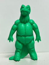 Load image into Gallery viewer, Ultraman Leo - Vekira - Eraser Figure - Keshigomu
