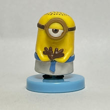 Load image into Gallery viewer, Minions - Ancient Egyptian Period - Trading Figure - Choco Egg (06)
