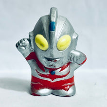 Cargar imagen en el visor de la galería, Ultraman Neos - Finger Puppet Figure
