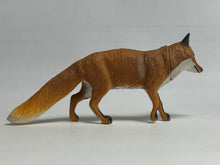 Cargar imagen en el visor de la galería, Red fox - Trading Figure - Miniature - 152
