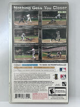 Cargar imagen en el visor de la galería, MLB 09: The Show - PSP - PlayStation Portable - NTSC - Box &amp; Manual (UCUS-98730)
