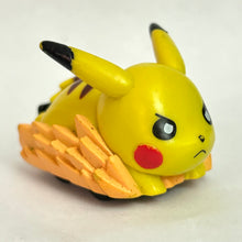 Cargar imagen en el visor de la galería, Pokémon Mini Mini Choro Q - No. 01 Pikachu
