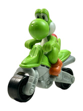 Cargar imagen en el visor de la galería, Mario Kart 8 - Yoshi - Toy - Happy Set
