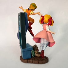 Load image into Gallery viewer, Peter Pan no Bouken - Peter Pan &amp; Wendy Moira Angela Darling - Mini Vignette
