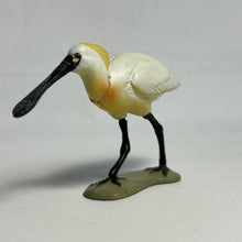 Cargar imagen en el visor de la galería, Black-faced spoonbill - Trading Figure - Miniature (135)
