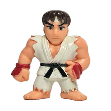 Cargar imagen en el visor de la galería, Street Fighter II - Ryu - Figure Mascot Keychain
