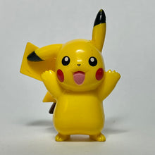 Cargar imagen en el visor de la galería, Pokémon - Pikachu - Trading Figure - Bottle Cap
