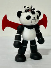 Cargar imagen en el visor de la galería, Panda Z Posing Trading Figure
