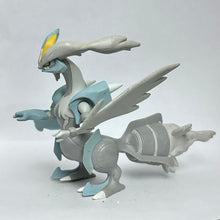 Cargar imagen en el visor de la galería, Pokémon - White Kyurem - Figure - MonCollé (2019) - ML-10
