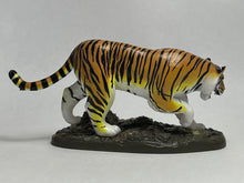 Cargar imagen en el visor de la galería, Siberian tiger - Trading Figure - Feline Animals
