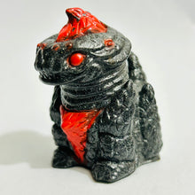 Cargar imagen en el visor de la galería, Ultraman Neos - Drengeran - Finger Puppet - Kaiju - Monster - SD Figure
