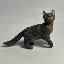 Cargar imagen en el visor de la galería, LaPerm cat - Trading Figure - Miniature (012-B)
