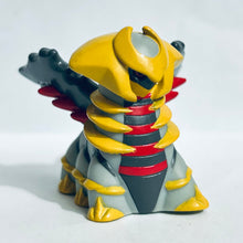 Cargar imagen en el visor de la galería, Gekijouban Pocket Monsters Diamond &amp; Pearl Arceus Choukoku no Jikuu e - Giratina - Pokémon Kids Movies 2009
