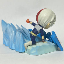 Cargar imagen en el visor de la galería, My Hero Academia - Todoroki Shoto - Cell Phone Stand - Desktop Figure - Smartphone Stand

