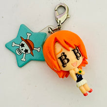 Cargar imagen en el visor de la galería, One Piece - Nami - Charm
