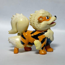 Load image into Gallery viewer, Pokémon - Arcanine - Trading Figure - Monster Collection
