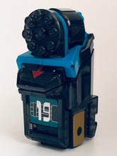 Cargar imagen en el visor de la galería, Kamen Rider Fourze - DX Astro Switch - Set of 30
