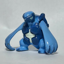 Cargar imagen en el visor de la galería, Pokémon BW - Carracosta - Mini Figure
