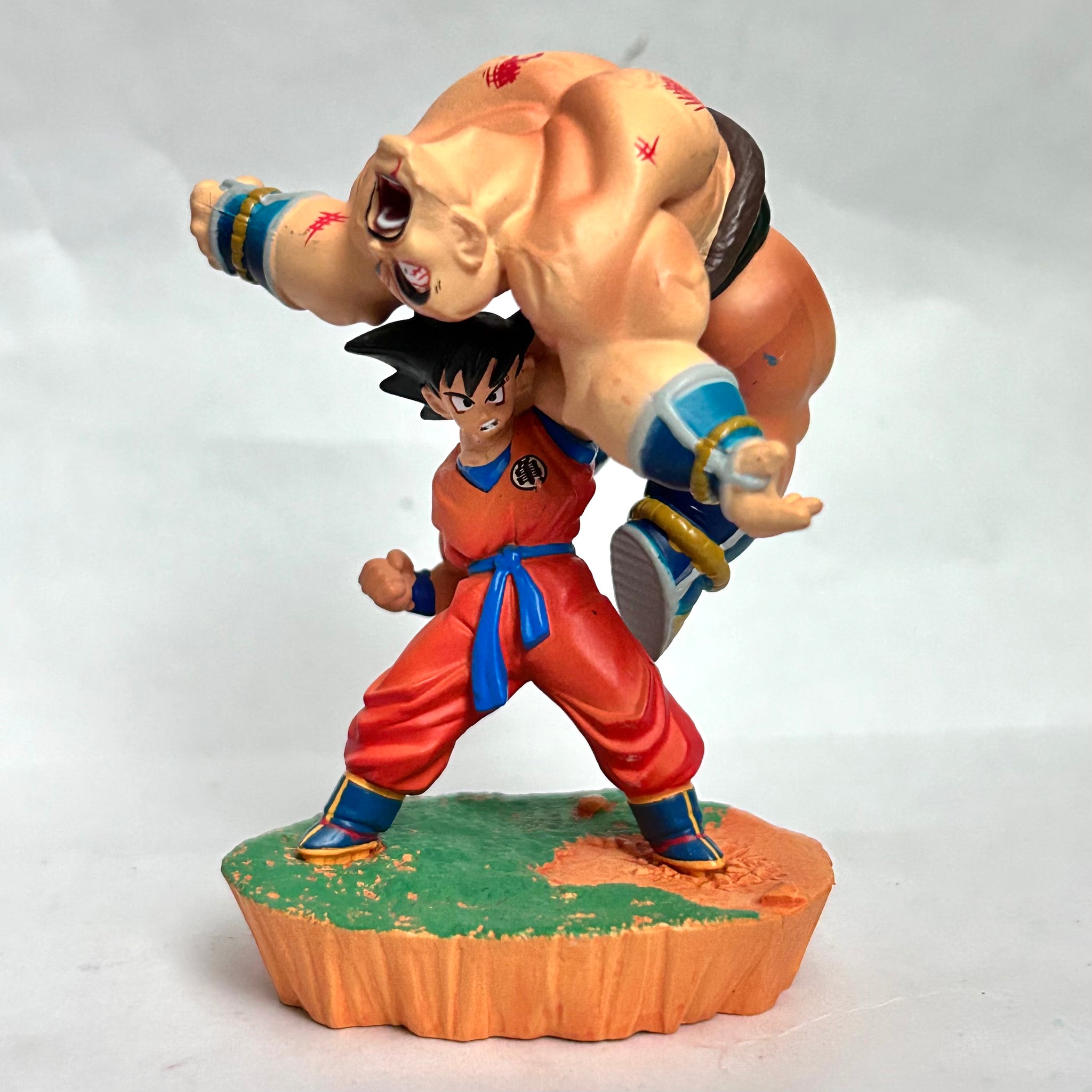 DRAGON BALL CAPSULE Neo Le retour de Majin Buu Hen Toutes les espèces