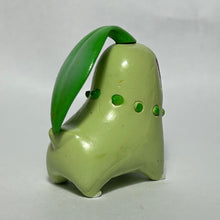 Cargar imagen en el visor de la galería, Pokémon - Chikorita - Trading Figure - Monster Collection
