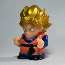 Cargar imagen en el visor de la galería, Dragon Ball Z - SD Son Goku SSJ - Finger Puppet (Bandai)

