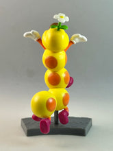Cargar imagen en el visor de la galería, Mario Kart 7 - Hana-chan / Wiggler - Big Figure Collection
