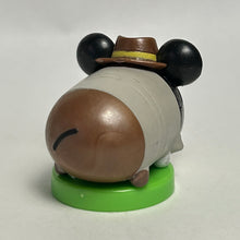Cargar imagen en el visor de la galería, Disney Tsum Tsum - Mickey Mouse - Trading Figure - Choco Egg (02)
