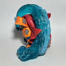 Load image into Gallery viewer, One Piece - Jinbei - Super Effect Figure
