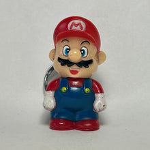 Cargar imagen en el visor de la galería, Super Mario World - Mario - Soft Vinyl Figure Keychain
