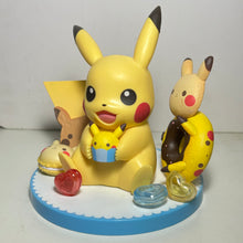 Cargar imagen en el visor de la galería, Pokémon - Pikachu -  Diorama Figure - Tea Party
