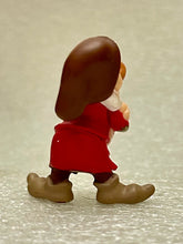 Cargar imagen en el visor de la galería, Snow White and the Seven Dwarfs - Grumpy - Disney Choco Party Part 1 - Trading Figure (006)
