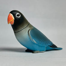 Cargar imagen en el visor de la galería, Yellow-collared Lovebird - Trading Figure - Miniature - 059 P-29B
