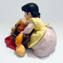 Load image into Gallery viewer, Heidi Girl of the Alps - Heidi - Torokeru Cheese no Puchi Pan - Vignette
