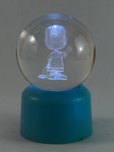 Cargar imagen en el visor de la galería, Peanuts - Linus van Pelt - Snoopy Clear Ball Light Part 2
