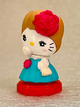 Cargar imagen en el visor de la galería, Choco Egg Hello Kitty Collaboration Plus - Trading Figure - Dewi Fujin ver. (12)
