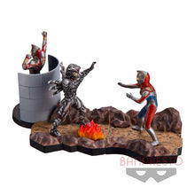 Load image into Gallery viewer, Ultraman Dyna - Ultraman Dyna, Terranoid &amp; Zelganoid - Trading Figure - Tokusatsu Stagement (Set of 3)
