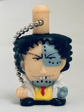 Cargar imagen en el visor de la galería, Dr. Slump x Coca-Cola Totem Pole Accessories Set - Swing Mascot
