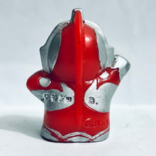 Cargar imagen en el visor de la galería, Ultraman Neos - Finger Puppet Figure
