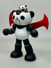 Cargar imagen en el visor de la galería, Panda Z Posing Trading Figure
