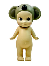 Cargar imagen en el visor de la galería, Rose O&#39;Neil Kewpie - Figure Doll - Koala ver.
