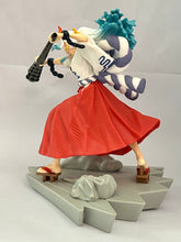 Cargar imagen en el visor de la galería, One Piece - Yamato - Senkou Zekkei - Figure
