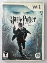 Load image into Gallery viewer, Harry Potter and the Deathly Hallows, Part 1 - Nintendo Wii / Wii U - NTSC - Box &amp; Manual (RVL-SHHE-USA)
