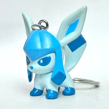 Load image into Gallery viewer, Pocket Monsters - Glacia / Glaceon - Figure Keychain
