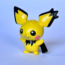Load image into Gallery viewer, Pokémon DP - Pichu - Trading Figure - Monster Collection
