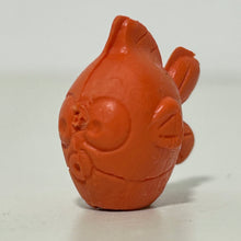 Cargar imagen en el visor de la galería, Super Mario Bros. - Pukupuku / Cheep-Cheep - Eraser / Keshigomu - Orange ver.
